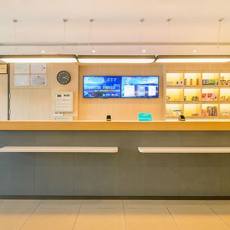 Hanting Hotel Zhuhai Gongbei Port Qinglv Nanlu Branch Exterior foto