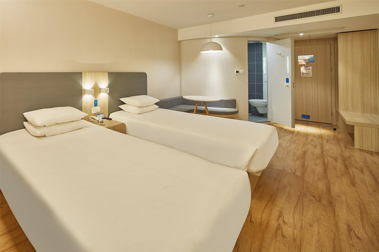 Hanting Hotel Zhuhai Gongbei Port Qinglv Nanlu Branch Exterior foto